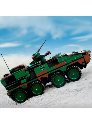 Конструктор XINGBAO XB-06043 Колесный БТР Boxer GTK